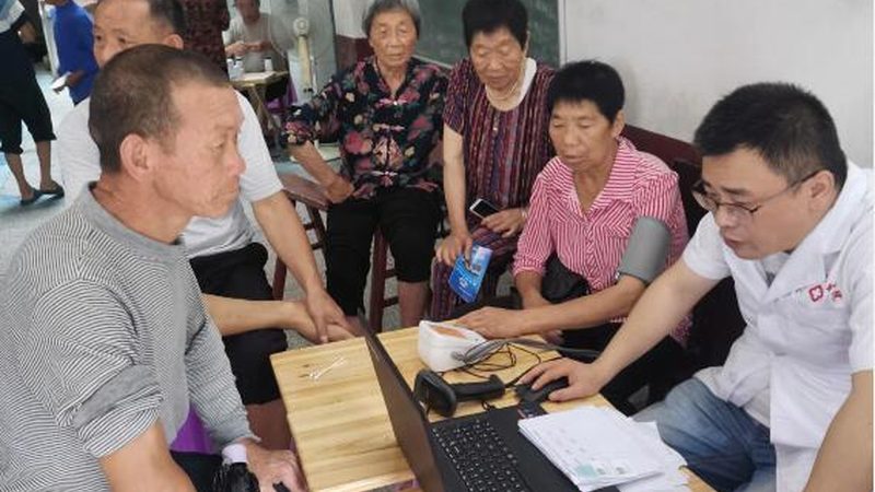 关注关键指标：重点关注以下指标：
